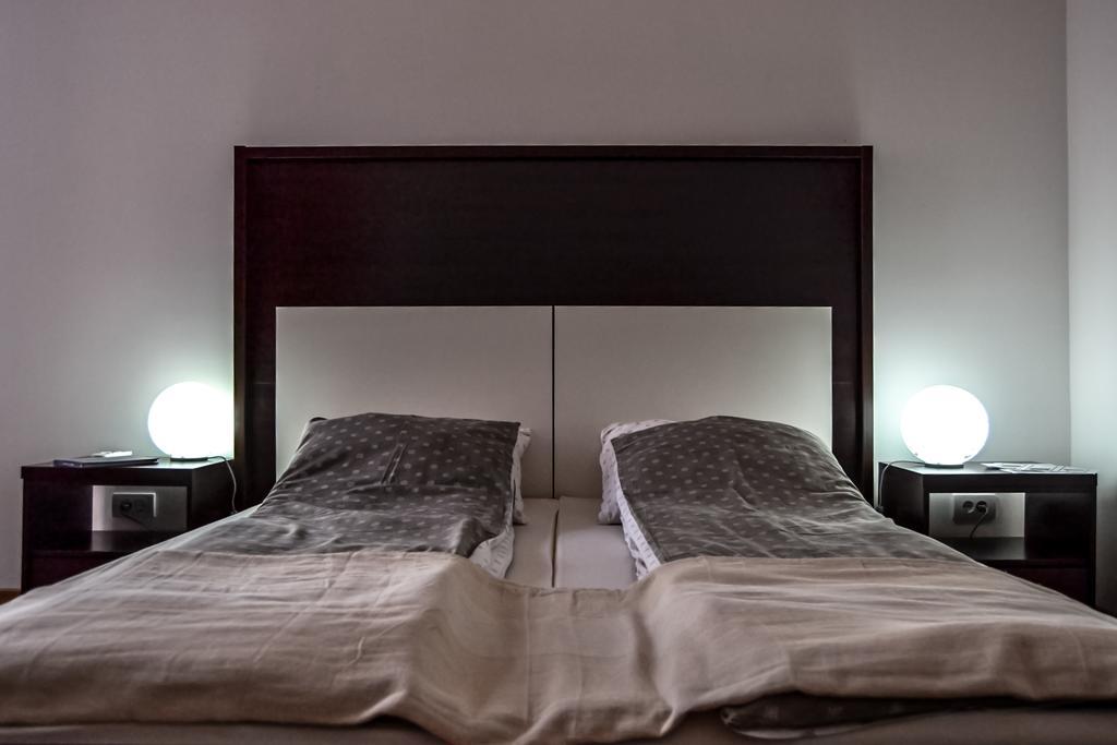 Modena Apartments Novi Sad Habitación foto