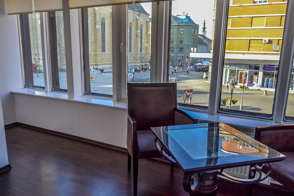 Modena Apartments Novi Sad Habitación foto