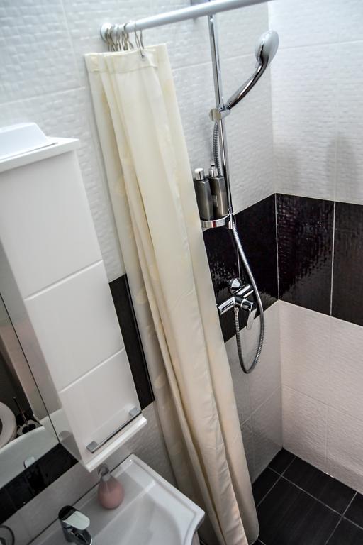 Modena Apartments Novi Sad Habitación foto